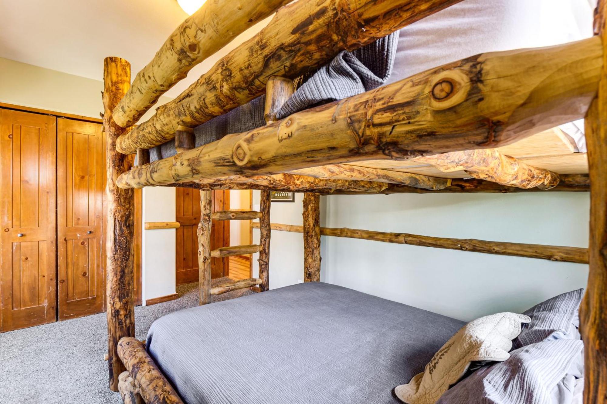 Breck Condo With Pool And Hot Tub Access Walk To Lift Breckenridge Kültér fotó